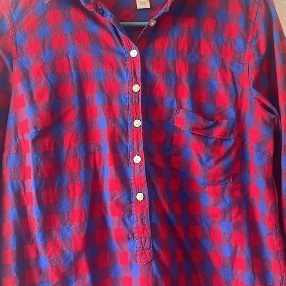 JCrew 100% cotton blue and red plaid XS half button up top - Picture 3 of 5
